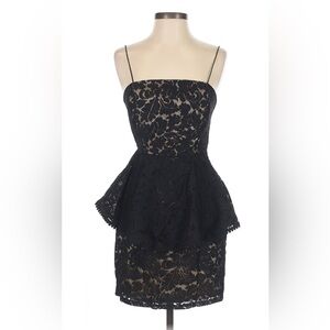 Blithe
Size S Cocktail dress Elegant Black Lace Dress 👗